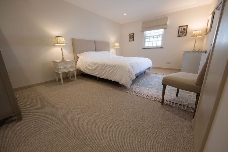 Master bedroom, Sweetbriar House, Rock